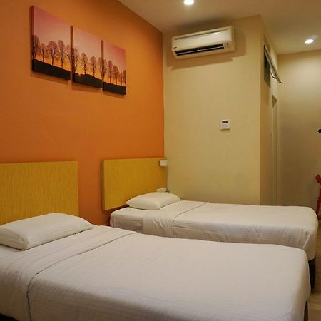 Tropical Villa Kuantan Buitenkant foto